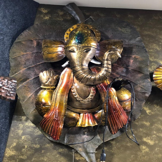 Glossy Home Decor Handicrafts, For Decoration